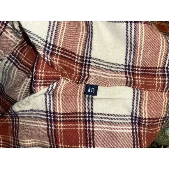 NWT GAP Womens Button Down Long Sleeve Relaxed Fit Boyfriend Flannel Top Size S - Picture 5 of 7